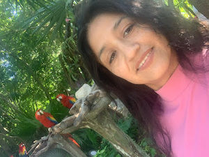 Meet your Posher, Veronica